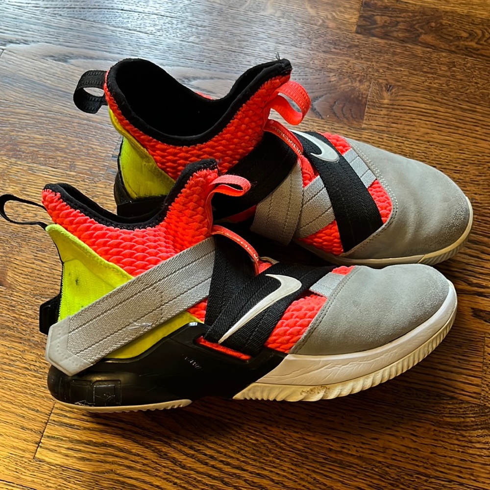 Nike Lebron Velcro Hightop Orange/yellow Highlighter Basketball Shoes Men’s 7.5